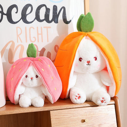 🍓50% DE RÉDUCTION ! Cadeau Parfait en Peluche – Strawberry Bunny Transformable pour Enfants 🎁🌸【Idée Cadeau】