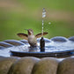 💐50% DE RÉDUCTION ! Fontaine Flottante à 4 Jets – Élégance Écologique pour Jardin & Étang ✨🌸【Offre Limitée】