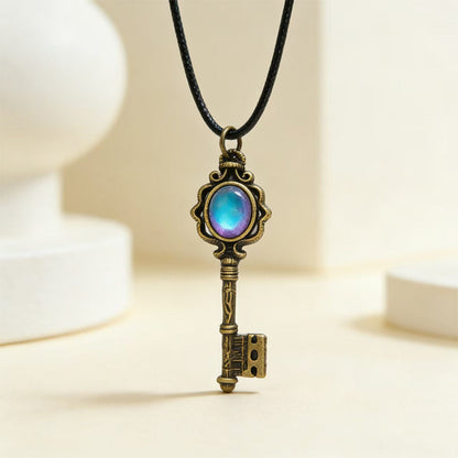 🔥 -50% Jusqu'à épuisement ! Collier Clé Secrète – Déverrouille les Cœurs, Charme Vintage 🔑💖【Stock Limité】