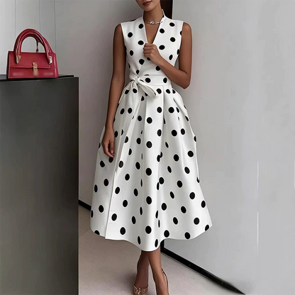 👗💕🦋 OFFRE LIMITÉE 50% DE RÉDUCTION! Robe Sans Manches Col V à Pois Avantageuse – Taille Cintrée, Jupe Évasée, Charme Rétro – Met en Valeur Toutes les Silhouettes, Parfaite pour les Rendez-vous ou les Soirées 🌙👠