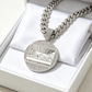 ✨👑 OFFRE LIMITÉE 50% DE RÉDUCTION! 🪙Chaîne cubaine pendentif surdimensionné – Maillon massif & charme accrocheur – Rehaussez votre style streetwear.